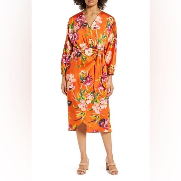 julia jordan Dresses & Skirts - Long Sleeve Faux Wrap Midi Dress
Julia Jordan